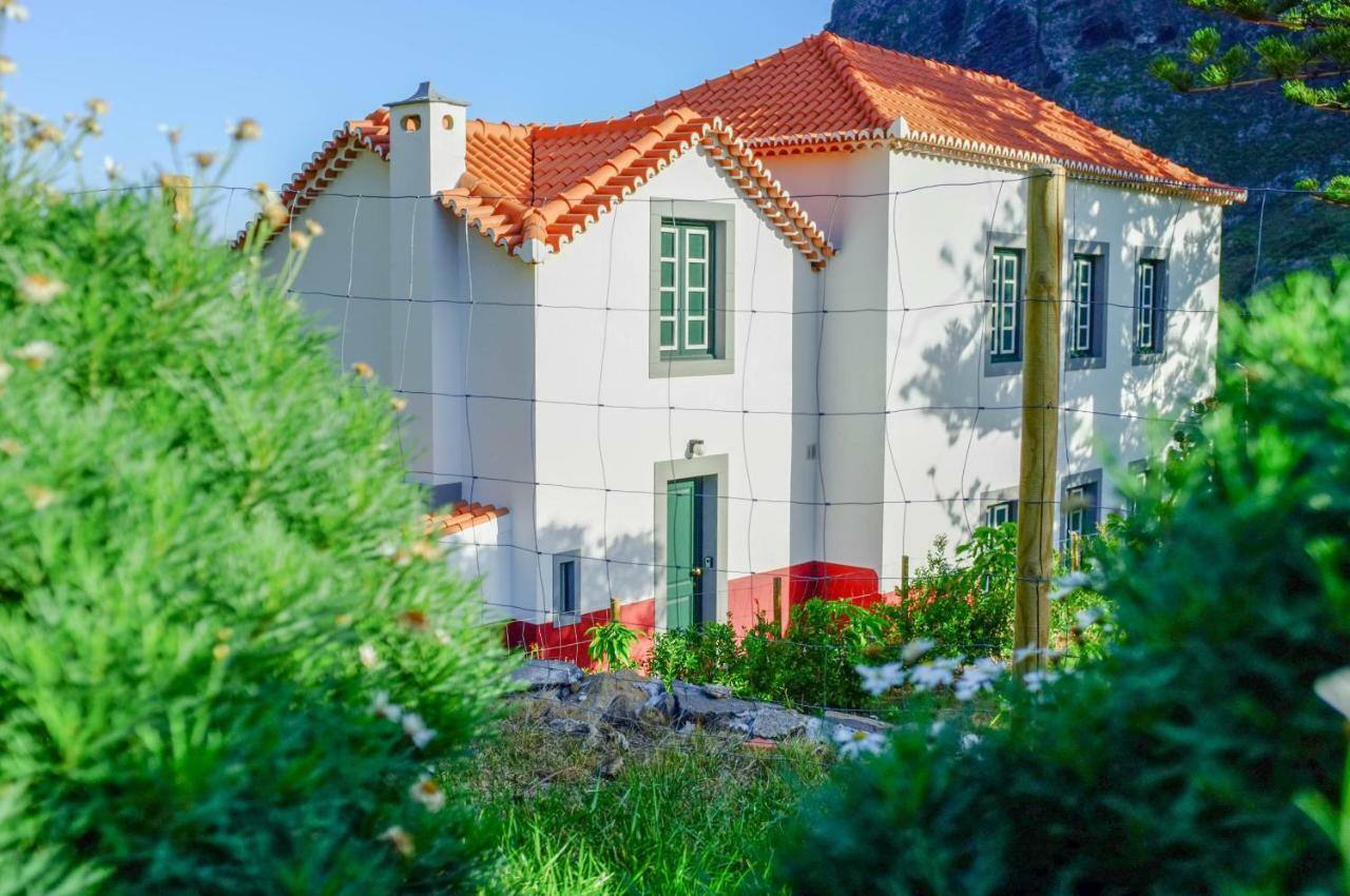 Casa Oliveira Esmeraldo - Guest Houses Sao Vicente  Bagian luar foto